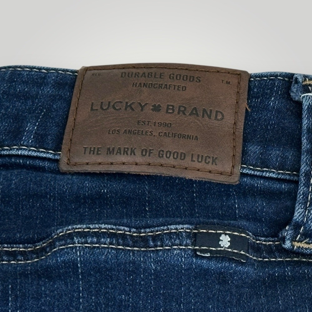 Lucky Brand Jeans Emma Legging 24W 41x26 Straight Leg Blue Womans Dark Wash - Picture 8 of 8